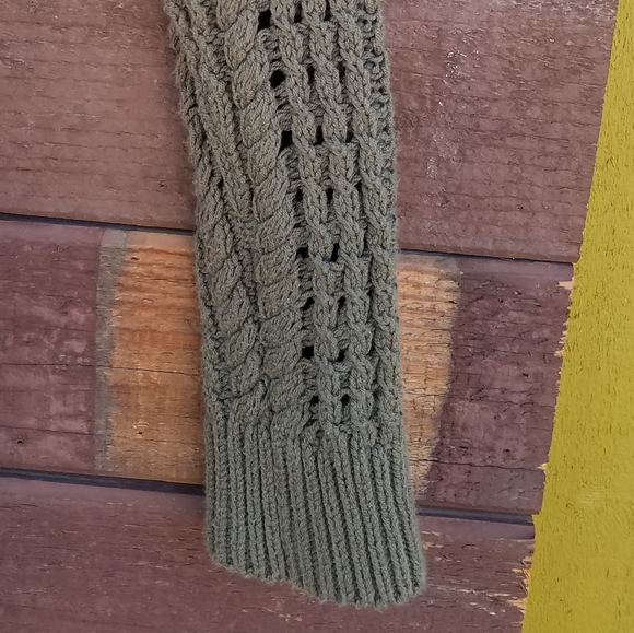 Express Olive Green Oversized Knit Woven Sweater - Picture 5 of 9